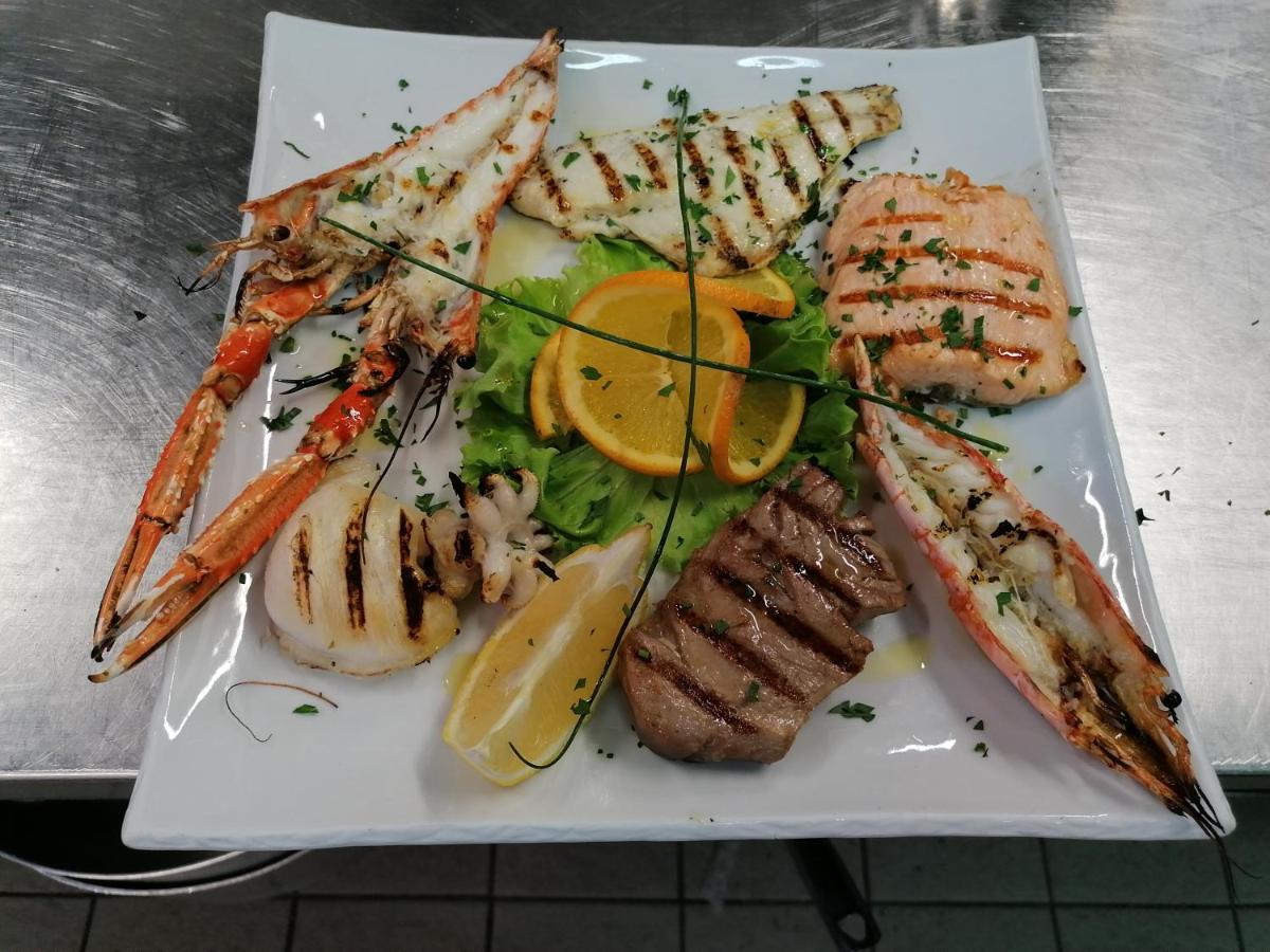 Hotel Moro Freoni 산피에트로인카리아노 외부 사진